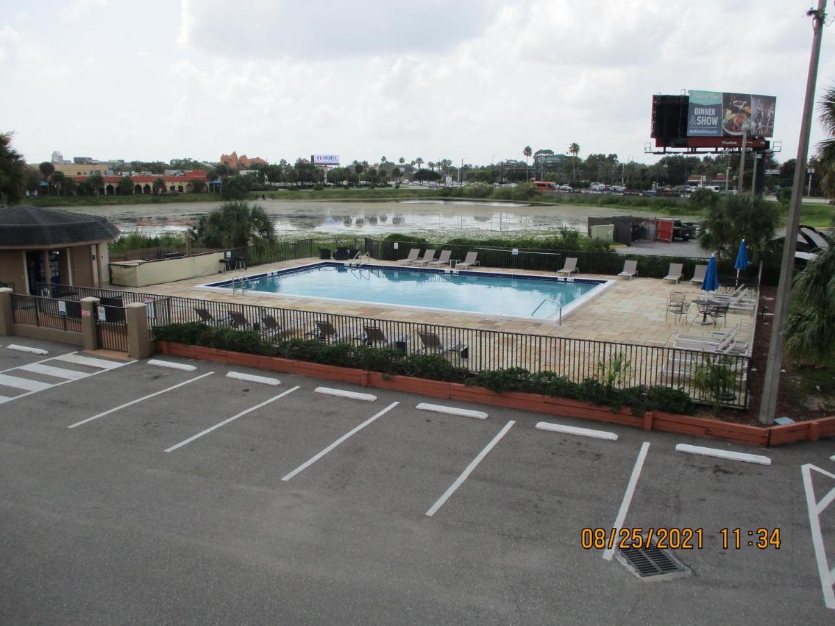 Quality Inn & Suites Kissimmee By The Lake Four Corners Dış mekan fotoğraf