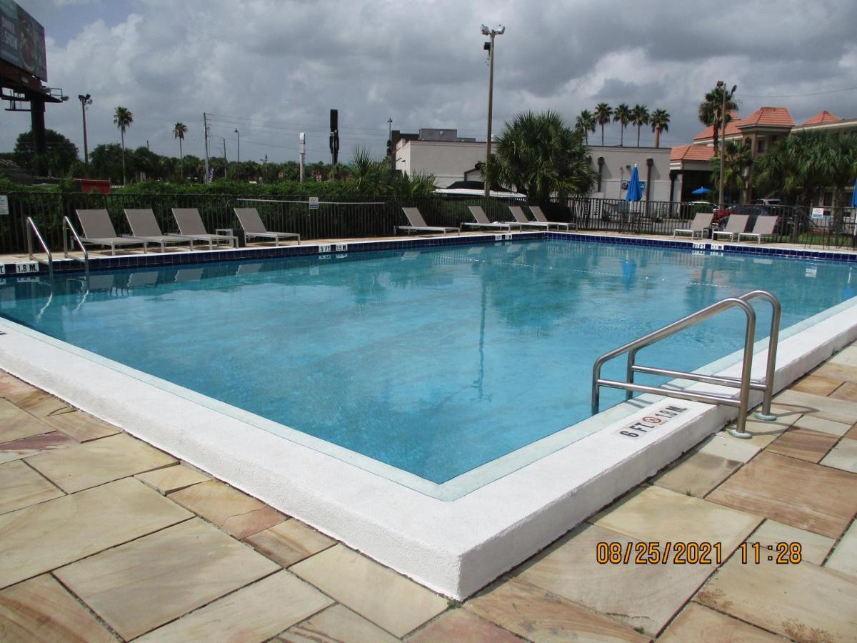 Quality Inn & Suites Kissimmee By The Lake Four Corners Dış mekan fotoğraf