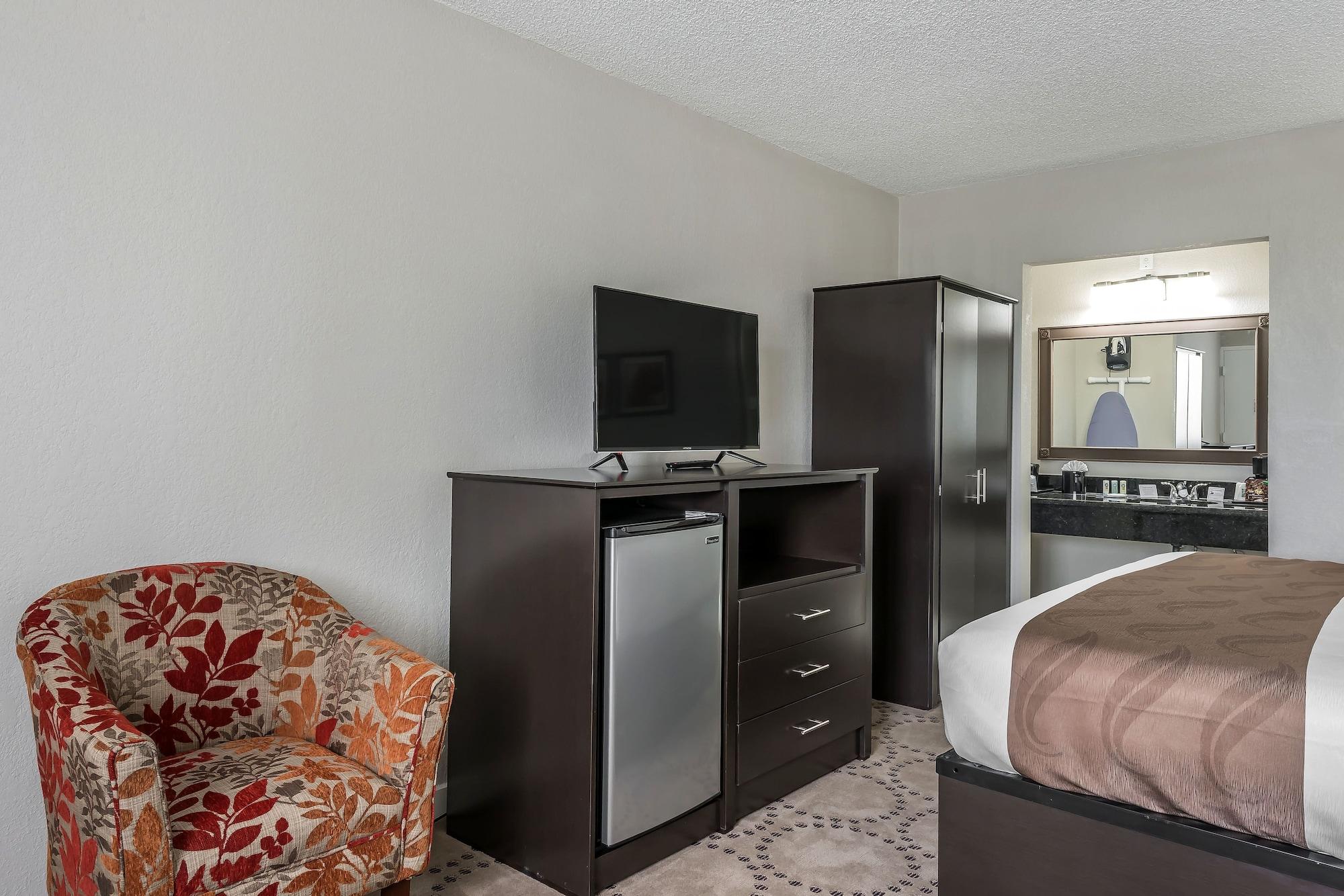 Quality Inn & Suites Kissimmee By The Lake Four Corners Dış mekan fotoğraf